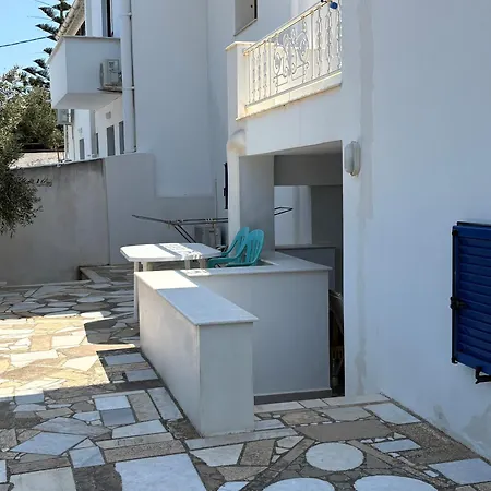 Syros By The Bay *