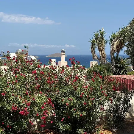 Syros By The Bay